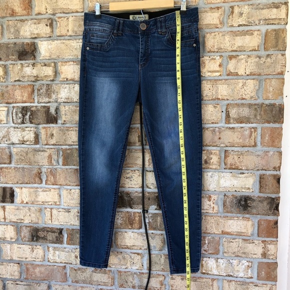 Democracy Ab Technology Stretchy Tummy Slim Mid Rise Medium Wash Skinny Jeans 10 - Picture 13 of 16